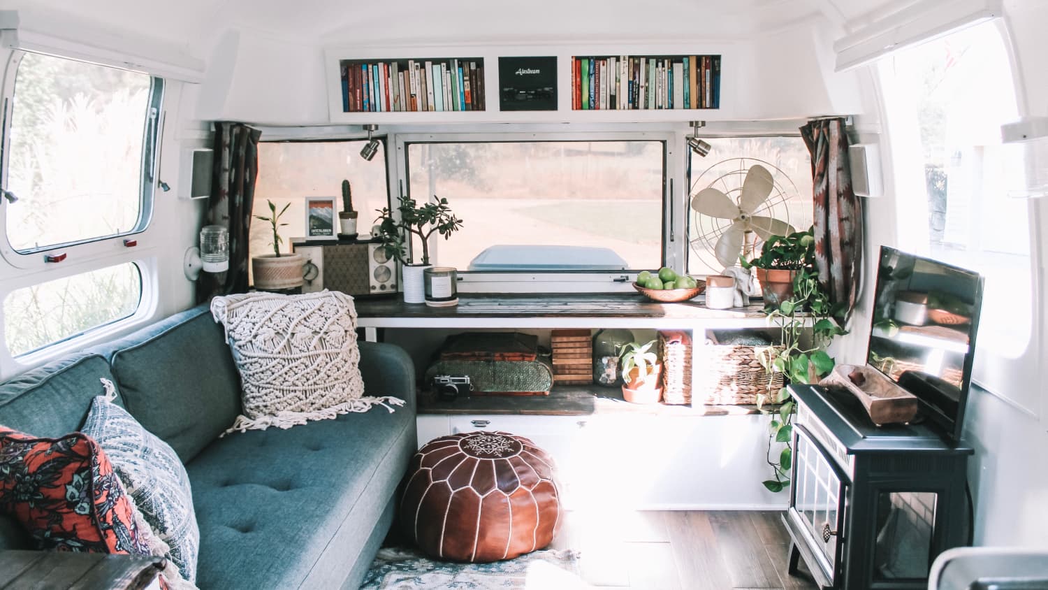 The Art of Decorating and Personalizing Your Tiny House