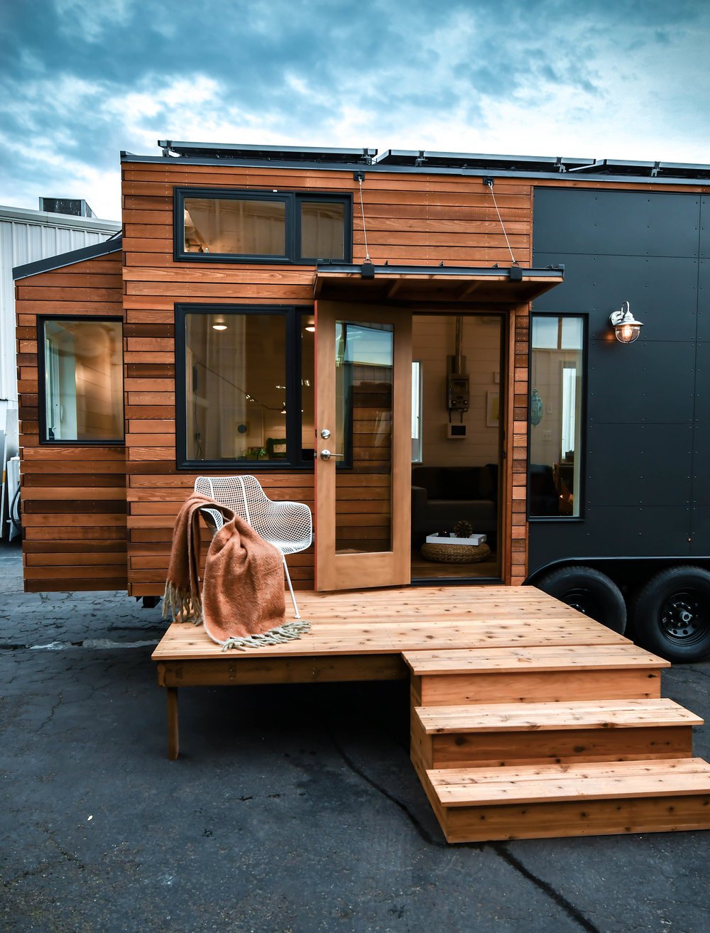 Who Builds Tiny Houses?