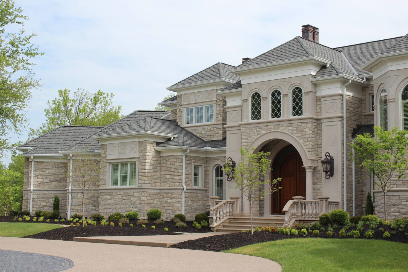 A Comprehensive Guide to Choosing the Right Stone for Your Home Construction