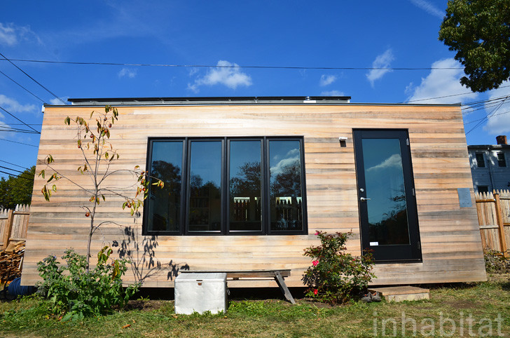 is it cheaper to build a tiny house