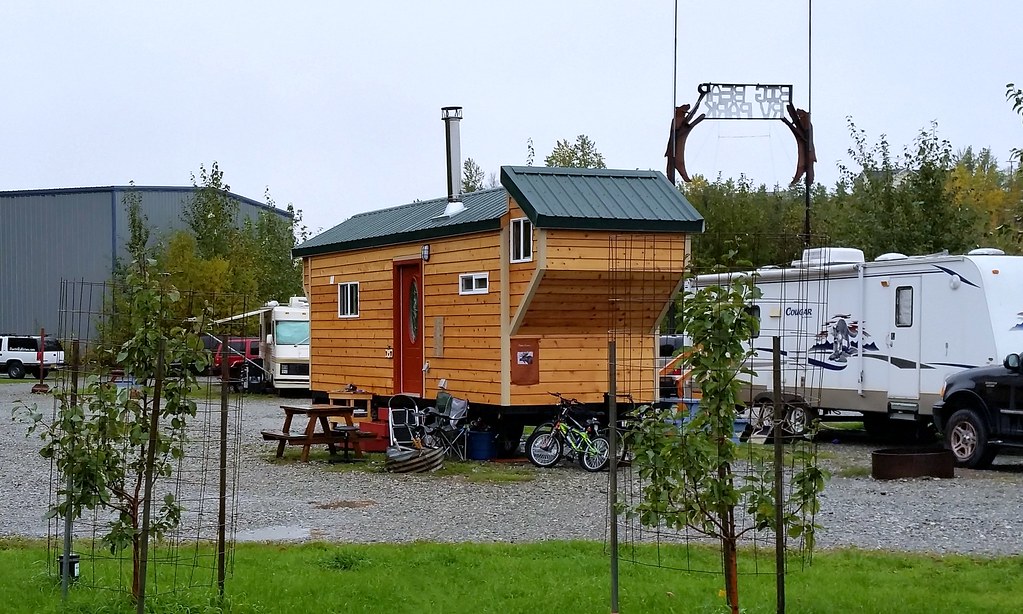 how to transport a tiny house